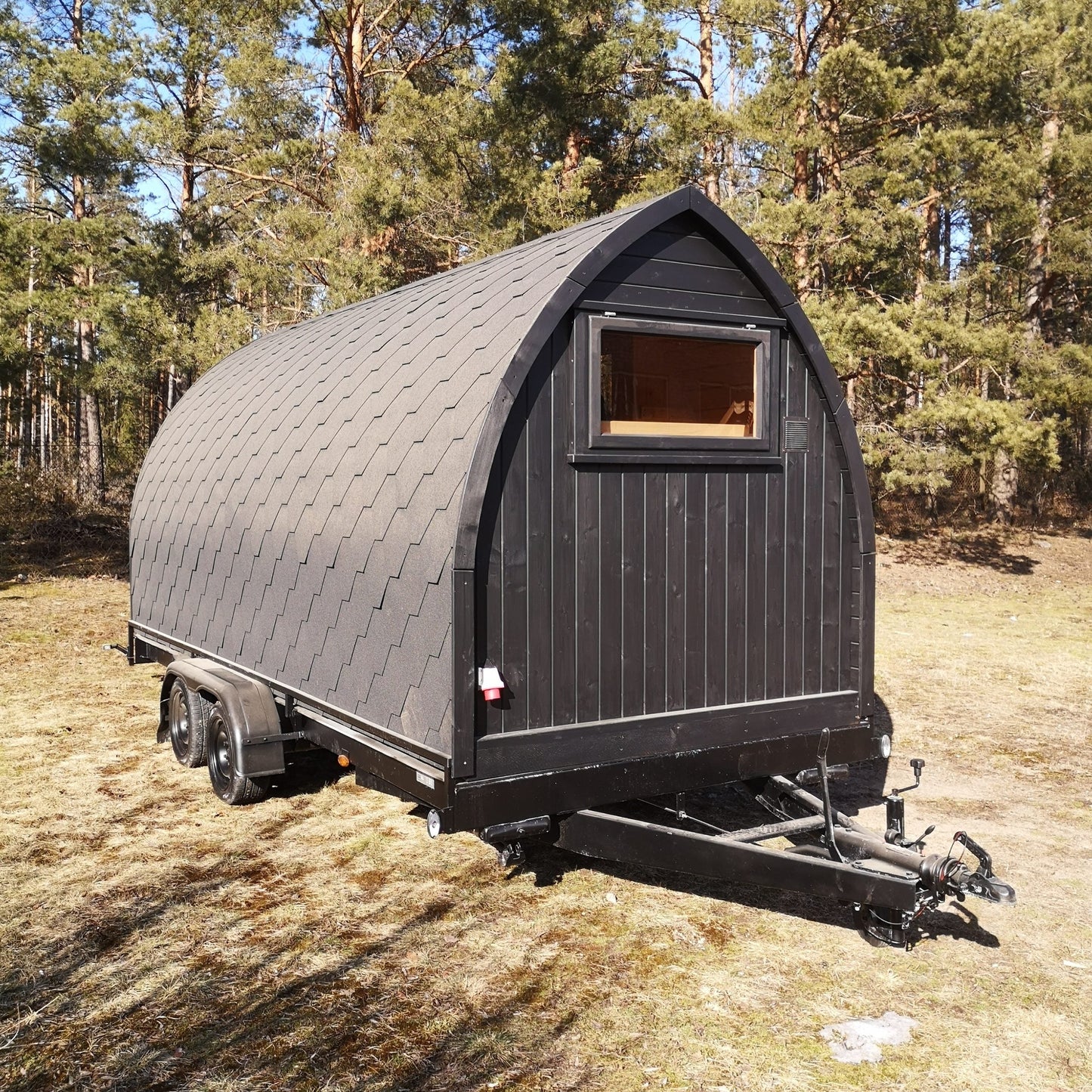 Iglu Mobile Sauna – Compact, Stylish & Ready for Adventure - UK Mobile Saunas