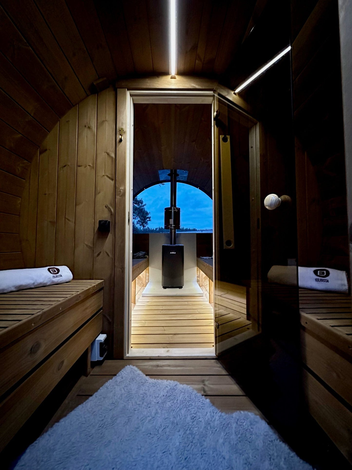 Bespoke Mobile Sauna – Saunas On Trailers - UK Mobile Saunas