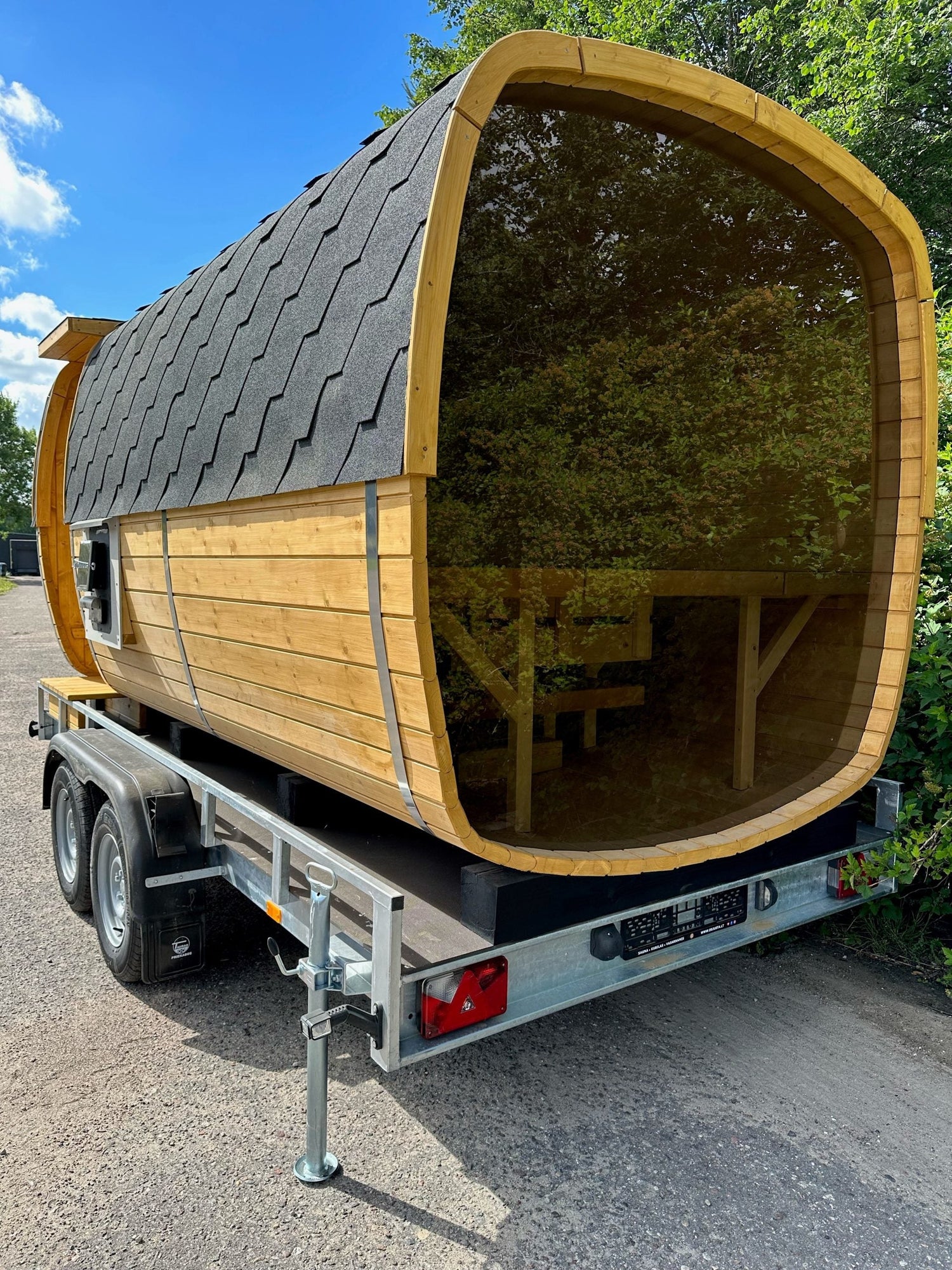 Quadro Mobile Sauna – Spacious, Stylish & Ready to Go - UK Mobile Saunas